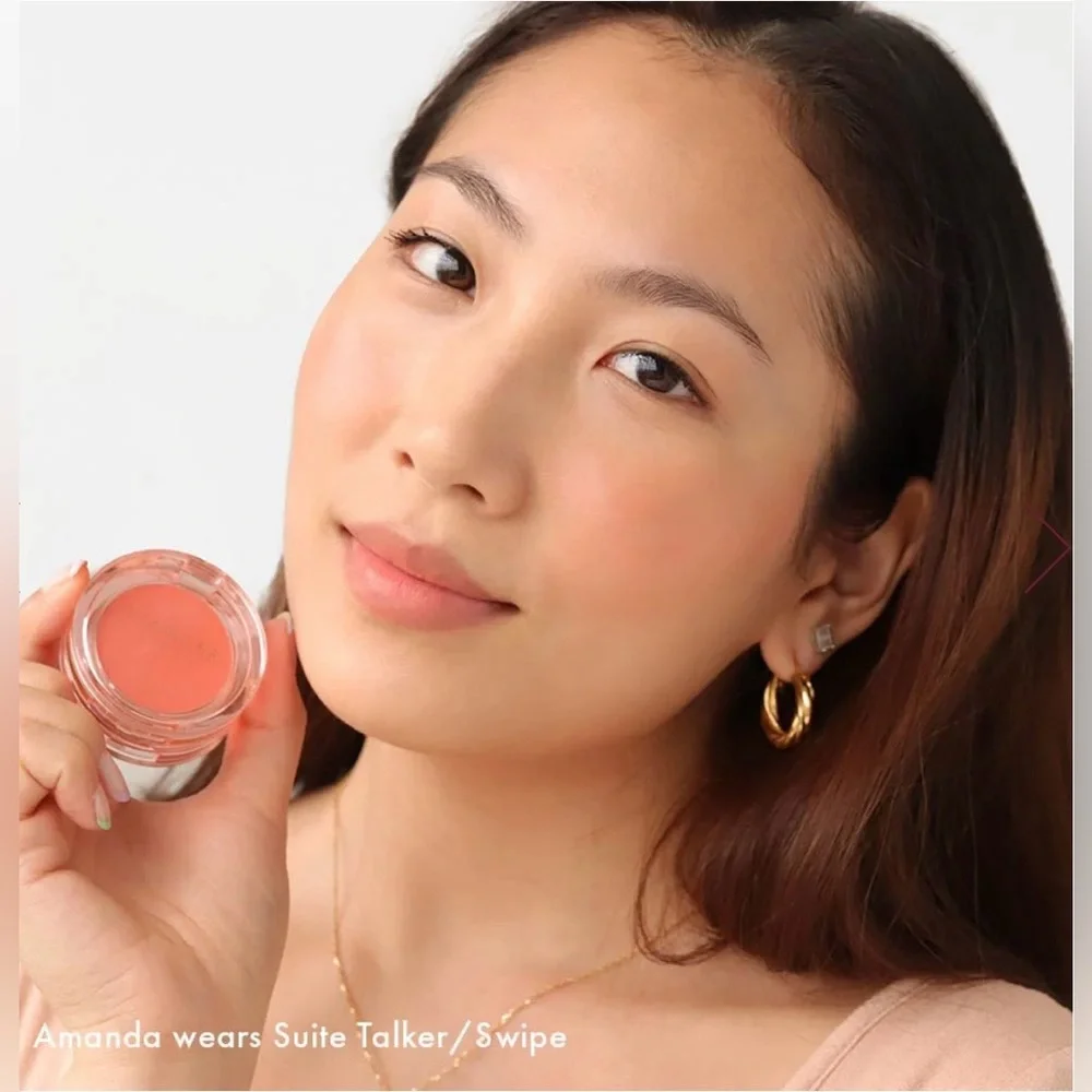 WANDER BEAUTY Double Date Lip and Cheek Lips in Suite Talker